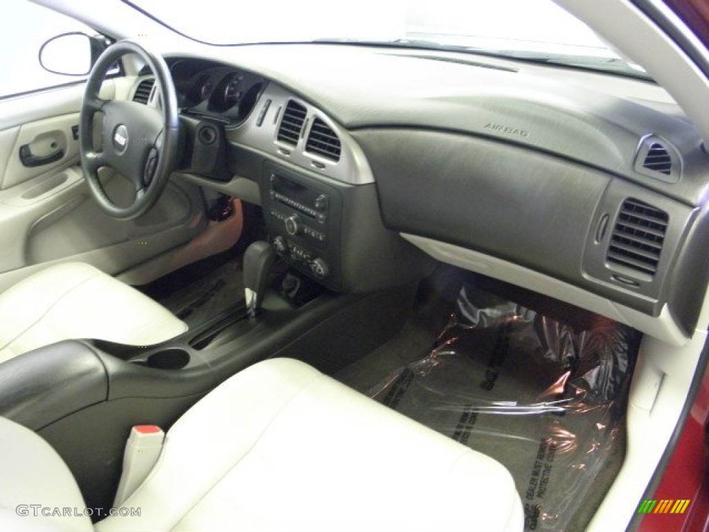 2007 Chevrolet Monte Carlo SS Gray Dashboard Photo #50139460