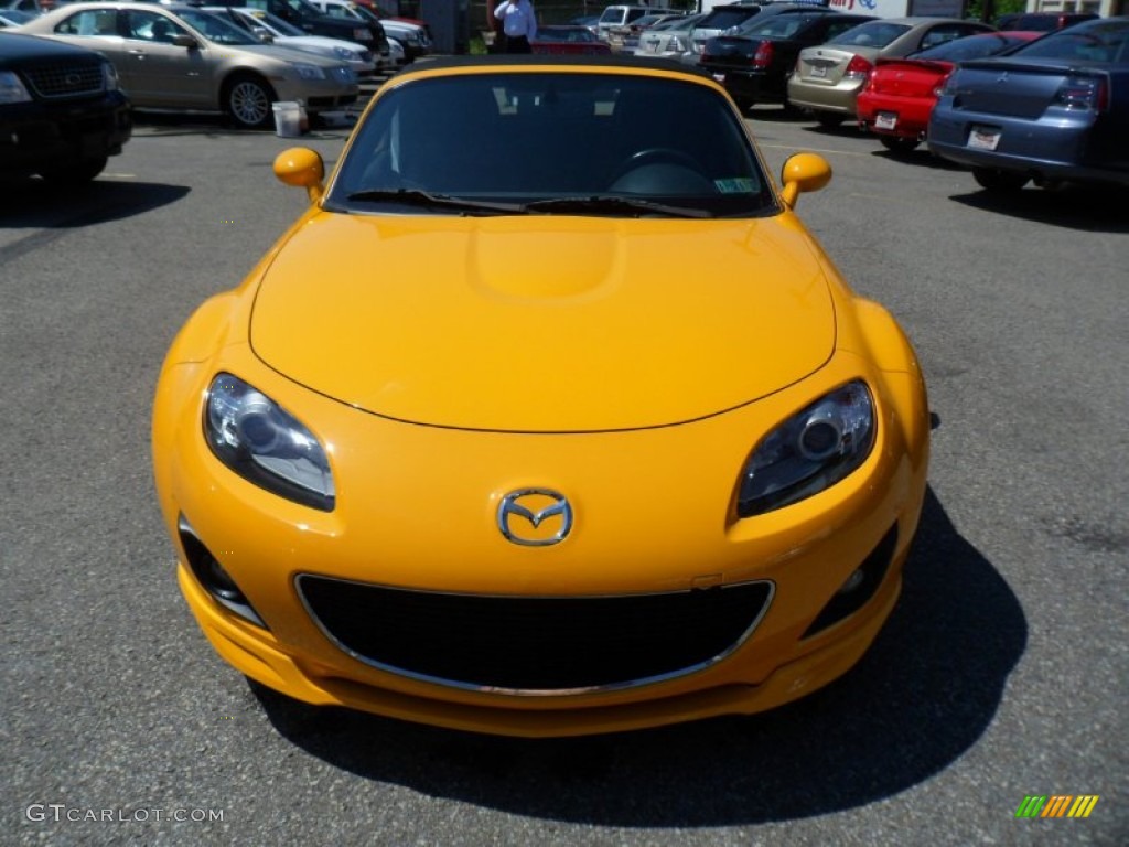 2009 MX-5 Miata Grand Touring Roadster - Competition Yellow / Black photo #8