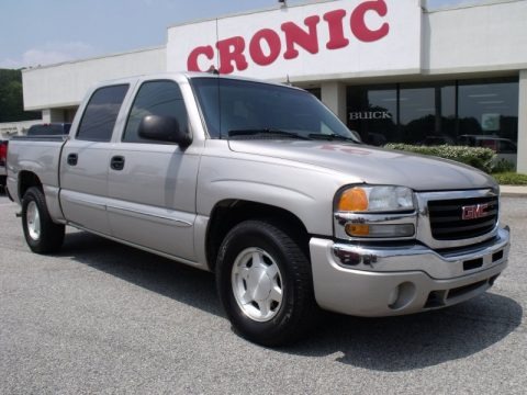 2004 GMC Sierra 1500 SLT Crew Cab Data, Info and Specs