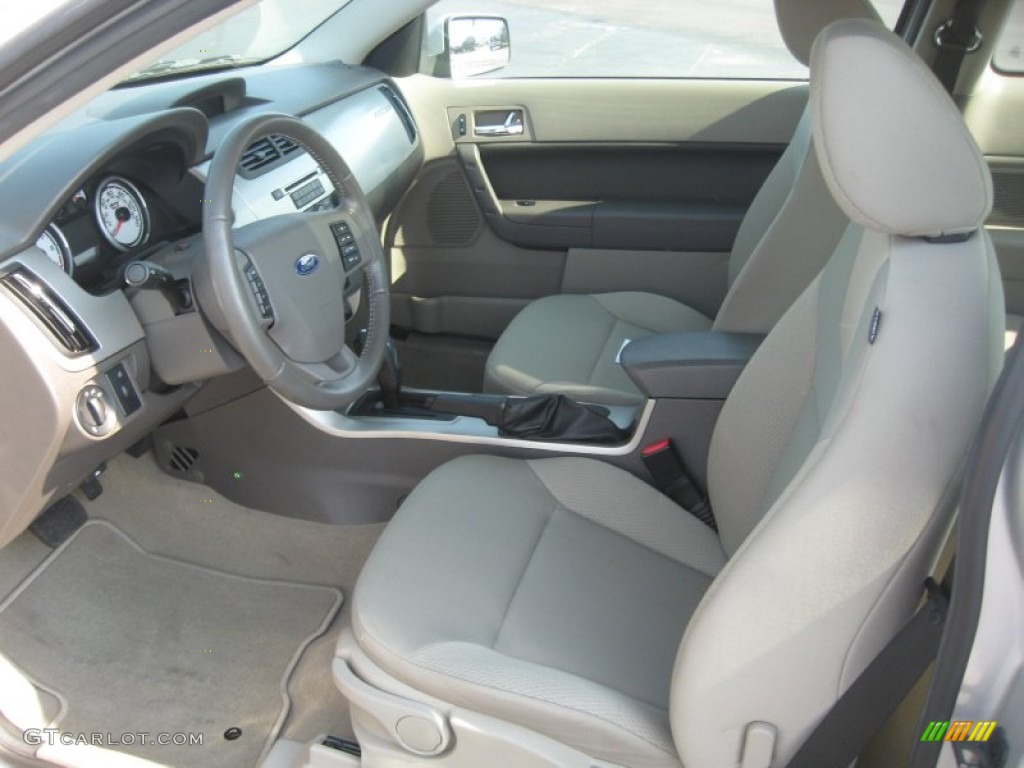 Medium Stone Interior 2009 Ford Focus SES Coupe Photo #50142697