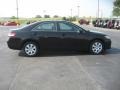 Black - Camry LE Photo No. 4