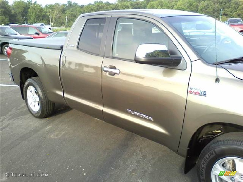 2007 Tundra Limited Double Cab - Pyrite Mica / Red Rock photo #20