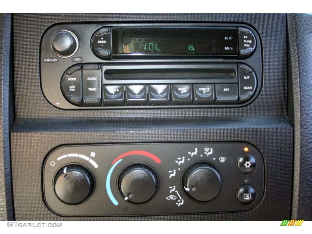 2005 Dodge Ram 2500 SLT Quad Cab 4x4 Controls Photo #50144356