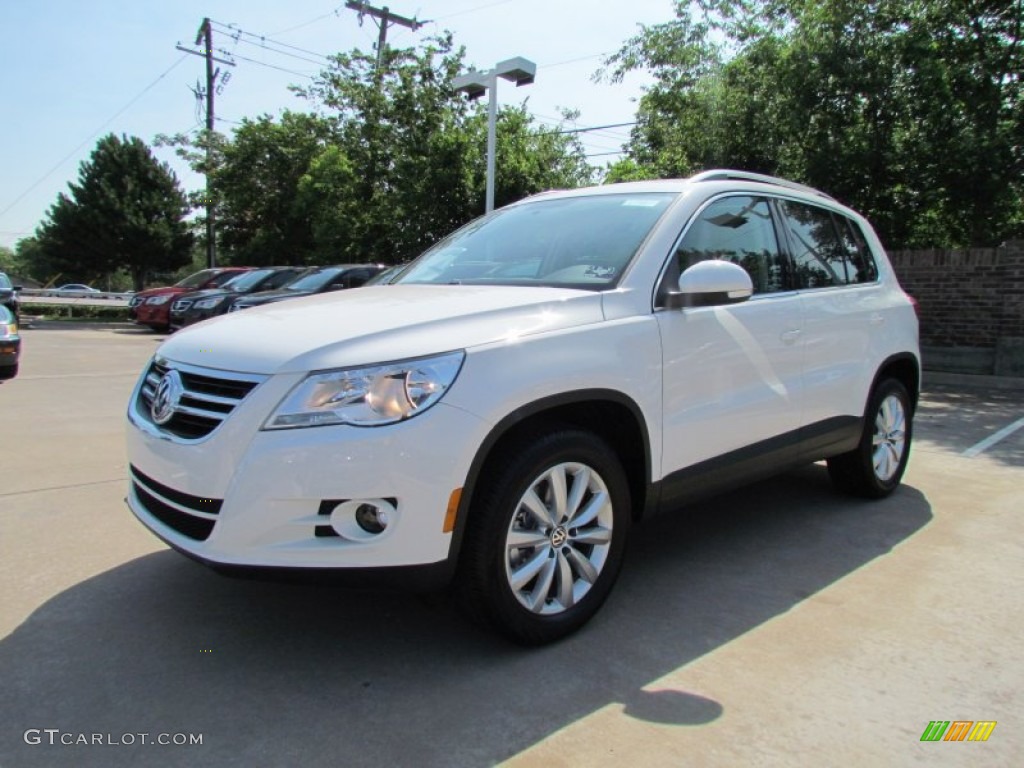 2011 Tiguan SE - Candy White / Sandstone photo #1