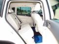 Candy White - Tiguan SE Photo No. 4