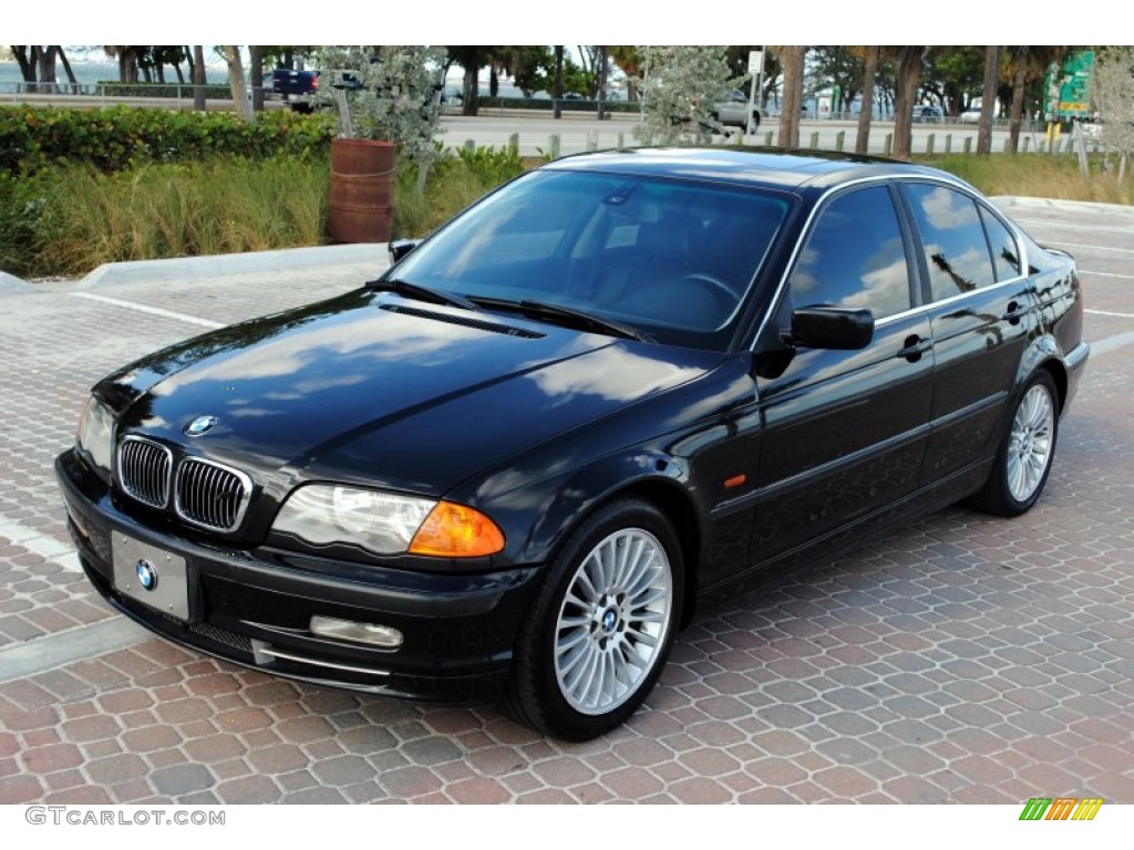 2001 3 Series 330i Sedan - Jet Black / Black photo #10