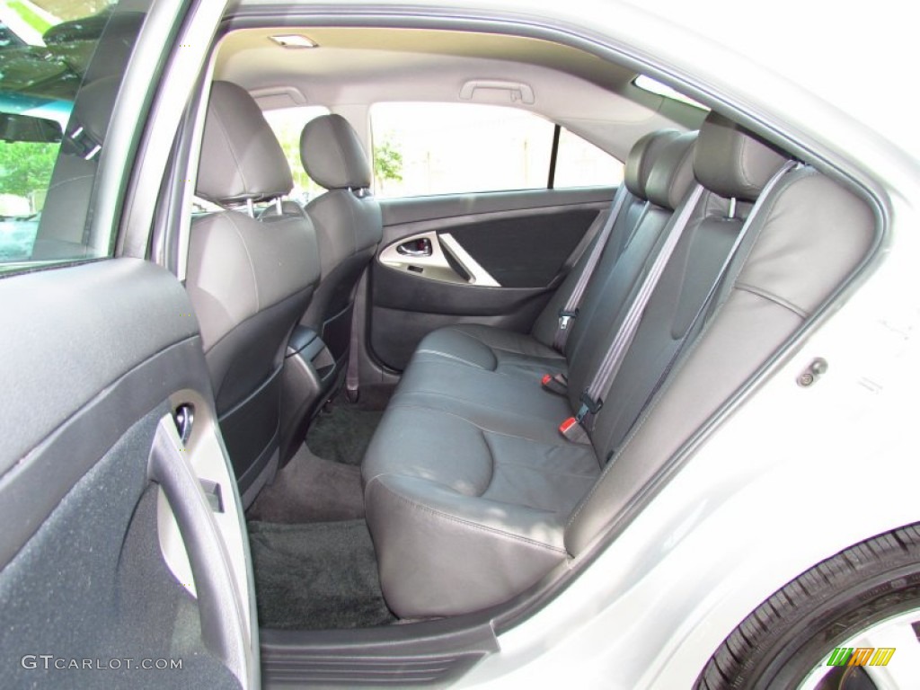 2009 Camry SE V6 - Classic Silver Metallic / Charcoal photo #12