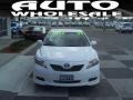Super White - Camry SE Photo No. 2