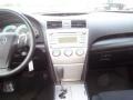 Super White - Camry SE Photo No. 8
