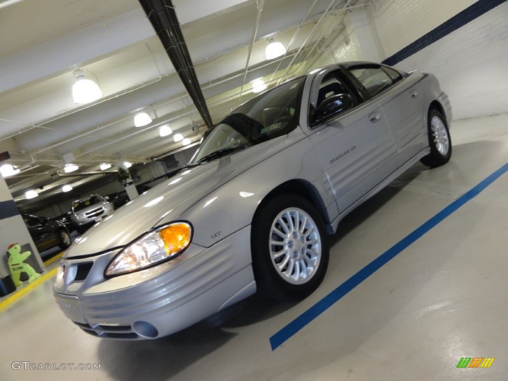 1999 Grand Am SE Sedan - Silvermist Metallic / Dark Pewter photo #2