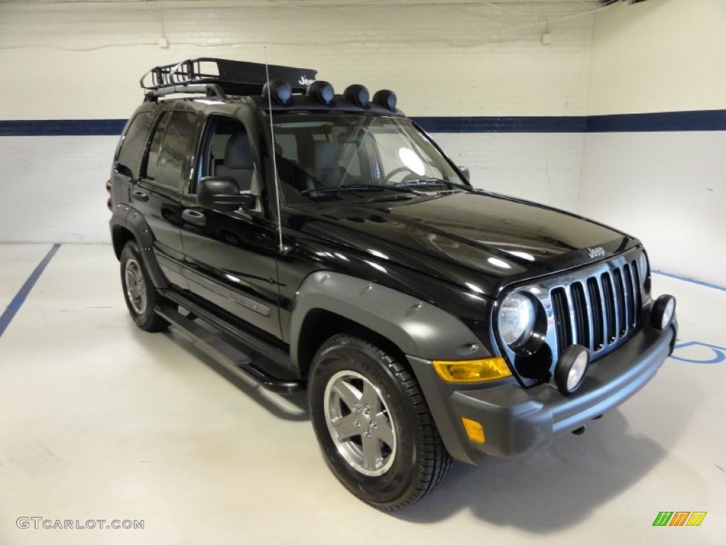 2005 Liberty Renegade 4x4 - Black Clearcoat / Medium Slate Gray photo #4