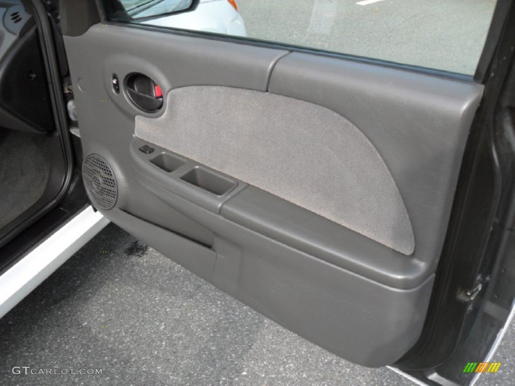 2003 Saturn ION 3 Quad Coupe Gray Door Panel Photo #50150026