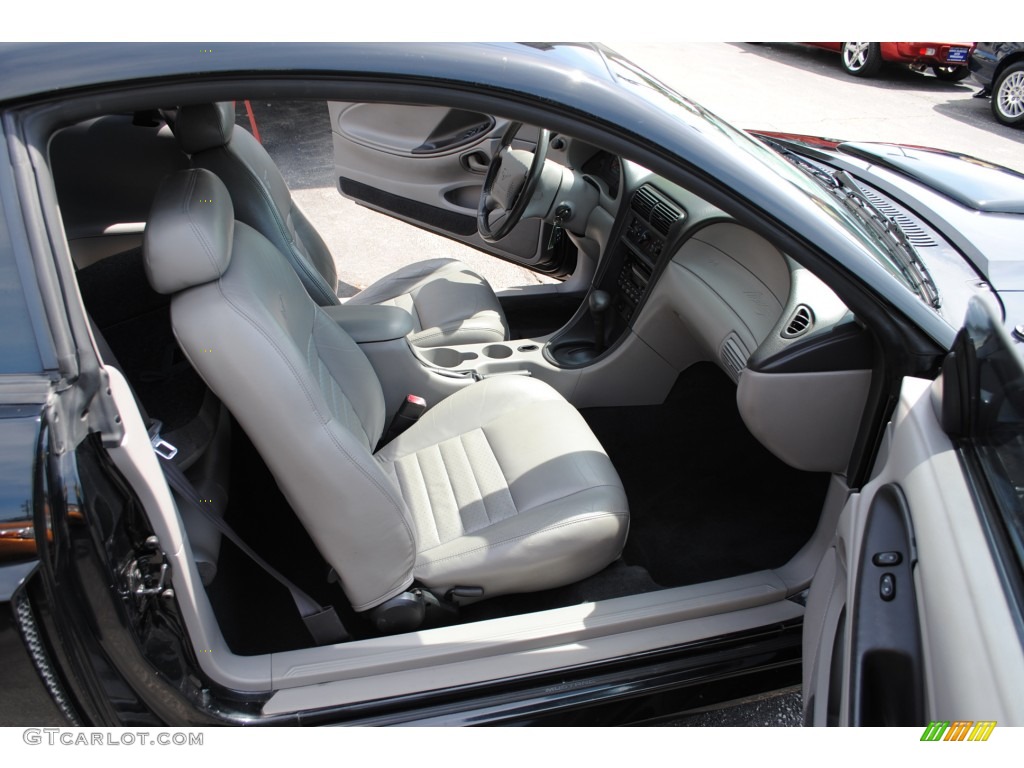 2001 Mustang GT Coupe - Black / Medium Graphite photo #36