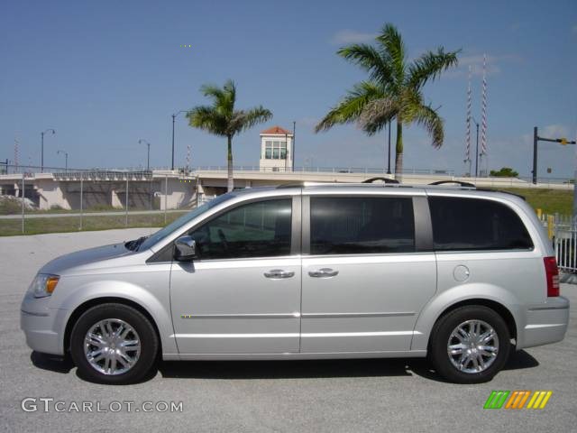 2008 Town & Country Limited - Bright Silver Metallic / Medium Slate Gray/Light Shale photo #3