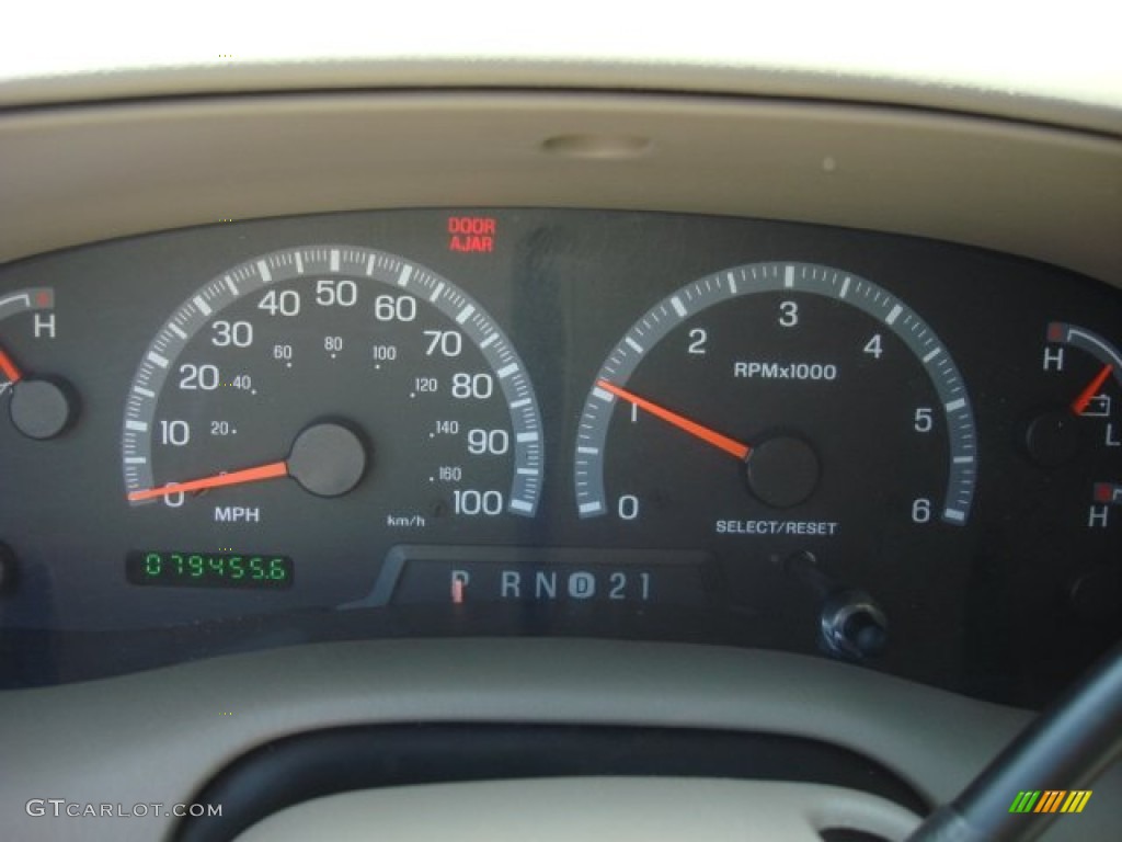 2003 F150 XLT SuperCab - Toreador Red Metallic / Medium Parchment Beige photo #14