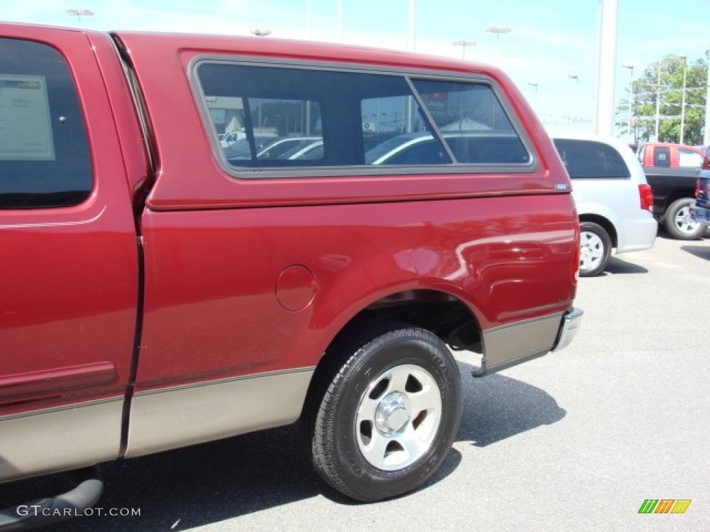 2003 F150 XLT SuperCab - Toreador Red Metallic / Medium Parchment Beige photo #18