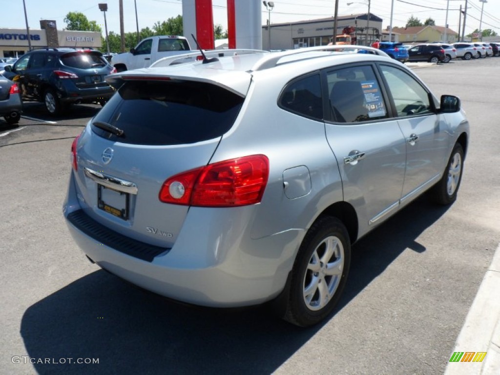 2011 Rogue SV AWD - Frosted Steel Metallic / Black photo #10
