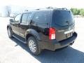 2011 Super Black Nissan Pathfinder LE 4x4  photo #8