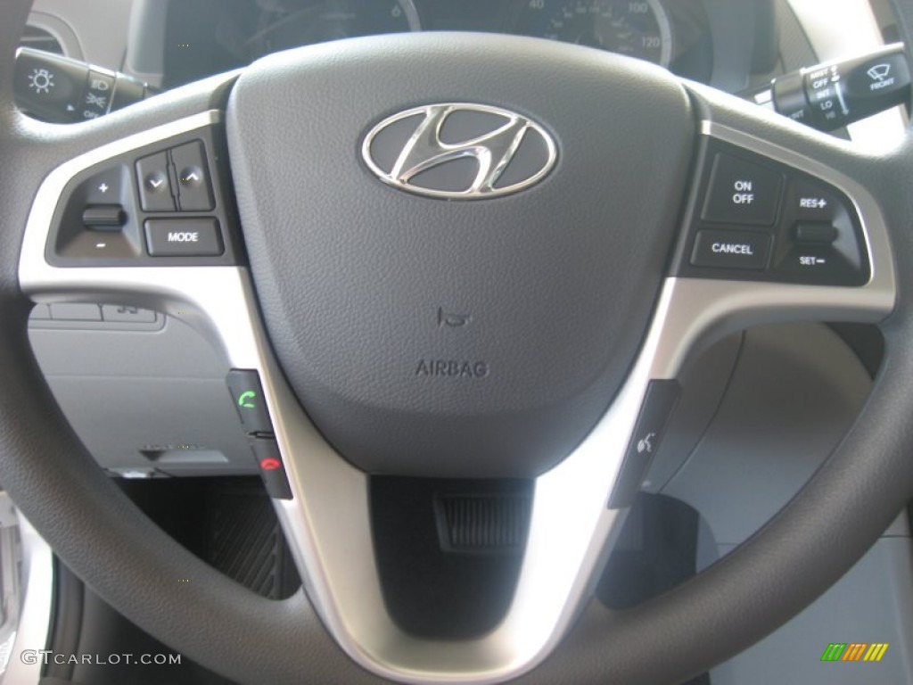 2012 Hyundai Accent GLS 4 Door Gray Steering Wheel Photo #50159879