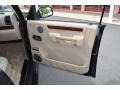 Bahama Beige Door Panel Photo for 2001 Land Rover Discovery II #50162534