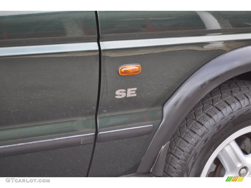 2001 Land Rover Discovery II SE Marks and Logos Photo #50162624