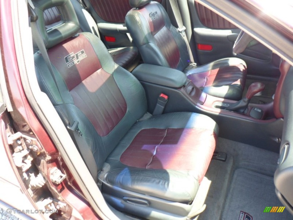 Ruby Red Interior 2002 Pontiac Grand Prix GT Sedan Photo #50163608