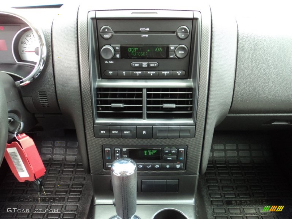2007 Ford Explorer Sport Trac Limited Controls Photo #50165861