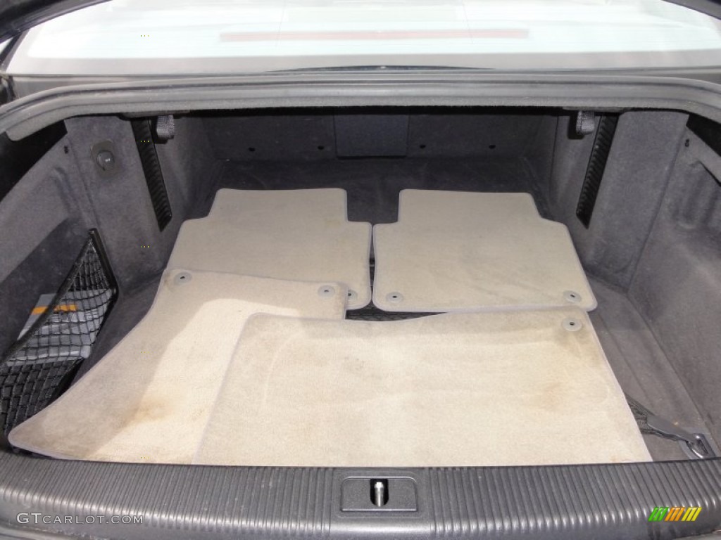 2005 Audi A8 4.2 quattro Trunk Photo #50169458