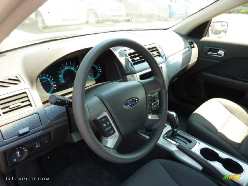 2011 Fusion SE - Sterling Grey Metallic / Charcoal Black photo #12