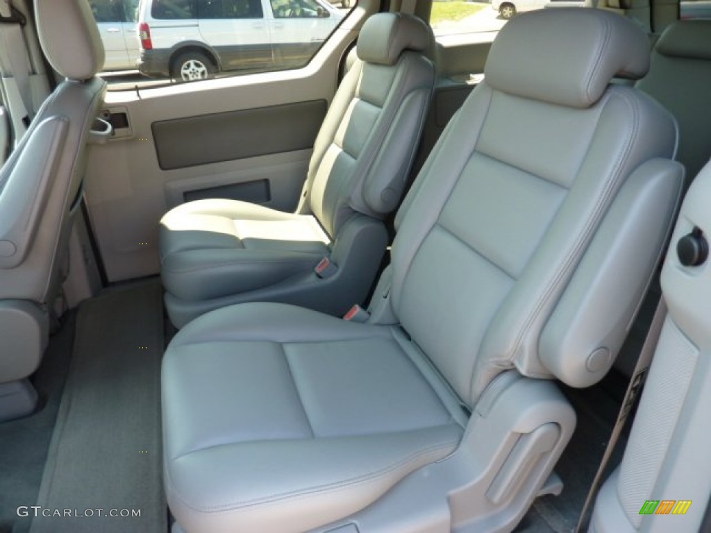 Flint Grey Interior 2004 Ford Freestar SEL Photo #50171354