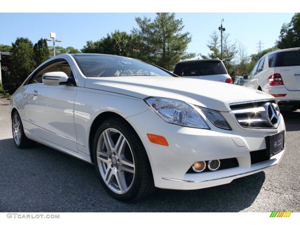 2010 E 350 Coupe - Arctic White / Almond Beige photo #8