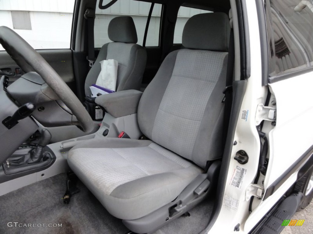 2003 Montero Sport LS 4x4 - Summit White / Gray photo #17