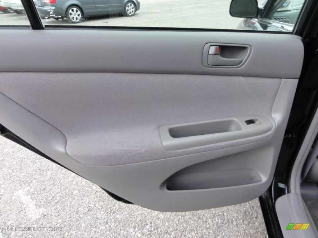 2003 Toyota Camry LE V6 Stone Door Panel Photo #50174102