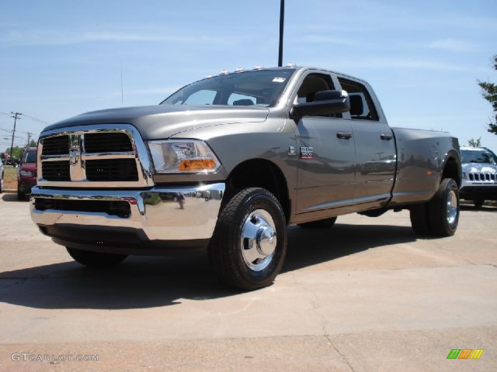 2011 Ram 3500 HD ST Crew Cab 4x4 Dually - Mineral Gray Metallic / Dark Slate Gray/Medium Graystone photo #7