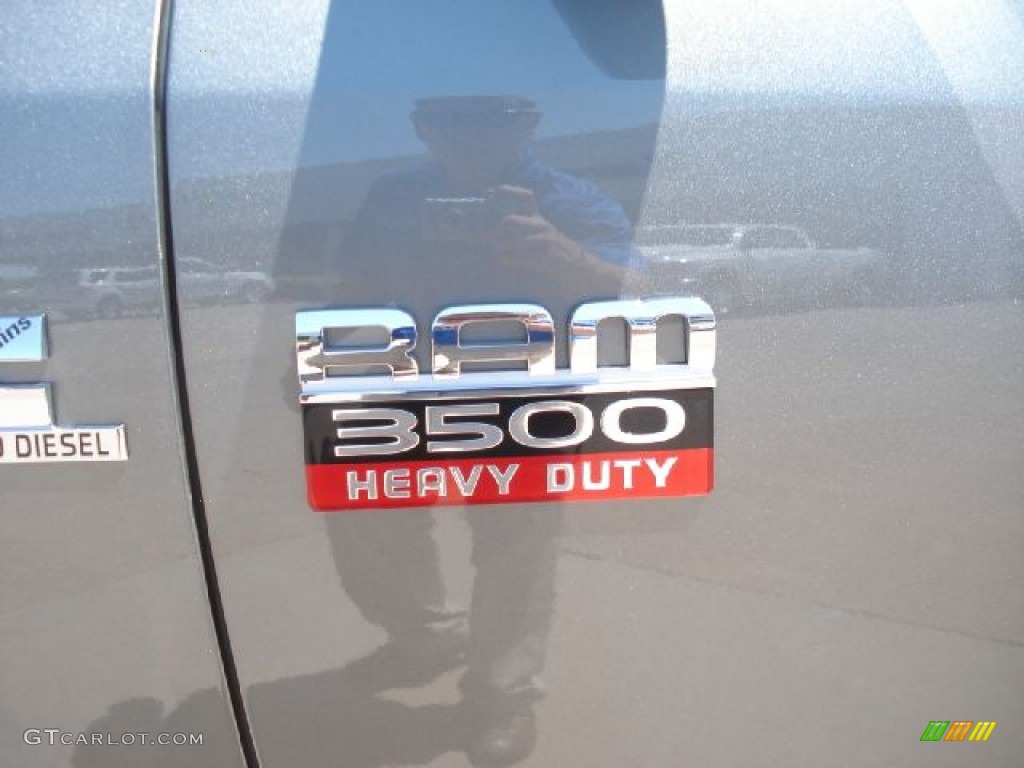 2011 Ram 3500 HD ST Crew Cab 4x4 Dually - Mineral Gray Metallic / Dark Slate Gray/Medium Graystone photo #17