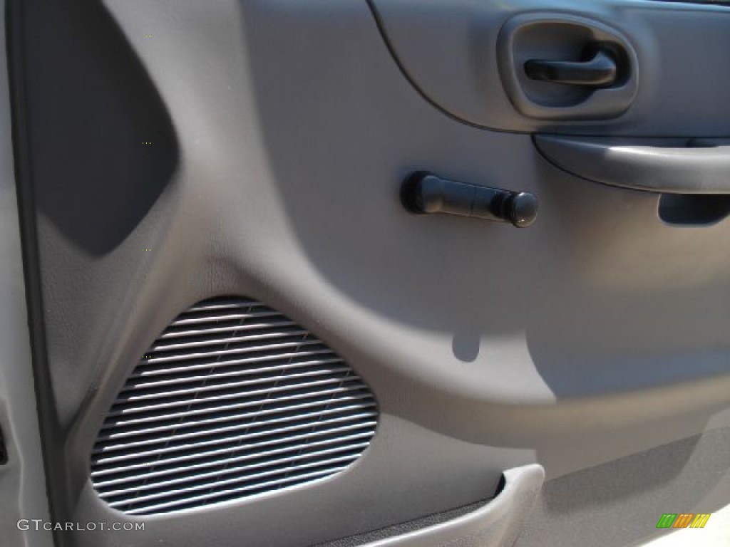 2003 F150 XL Regular Cab 4x4 - Silver Metallic / Medium Graphite Grey photo #22