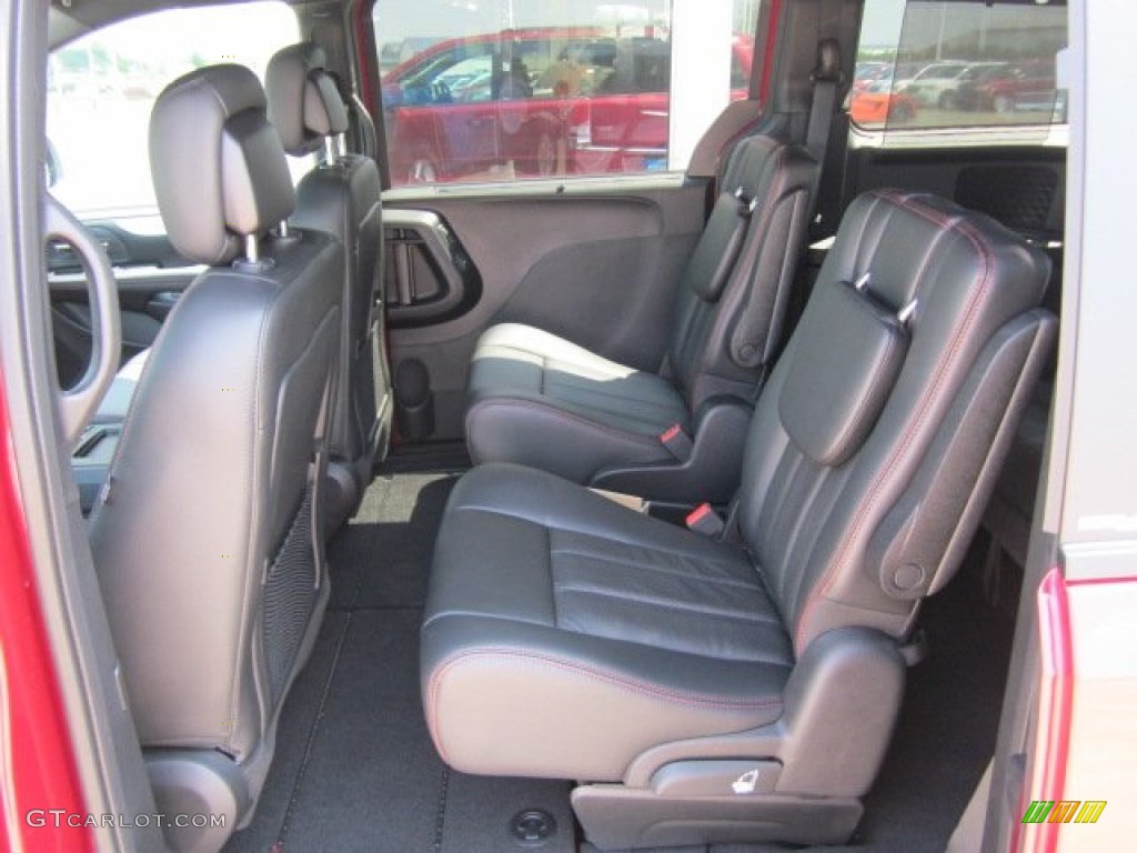 Black Interior 2011 Dodge Grand Caravan R/T Photo #50176700