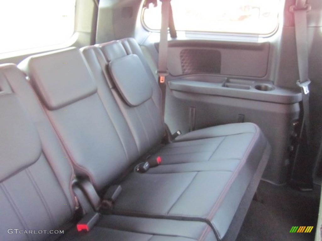 Black Interior 2011 Dodge Grand Caravan R/T Photo #50176916