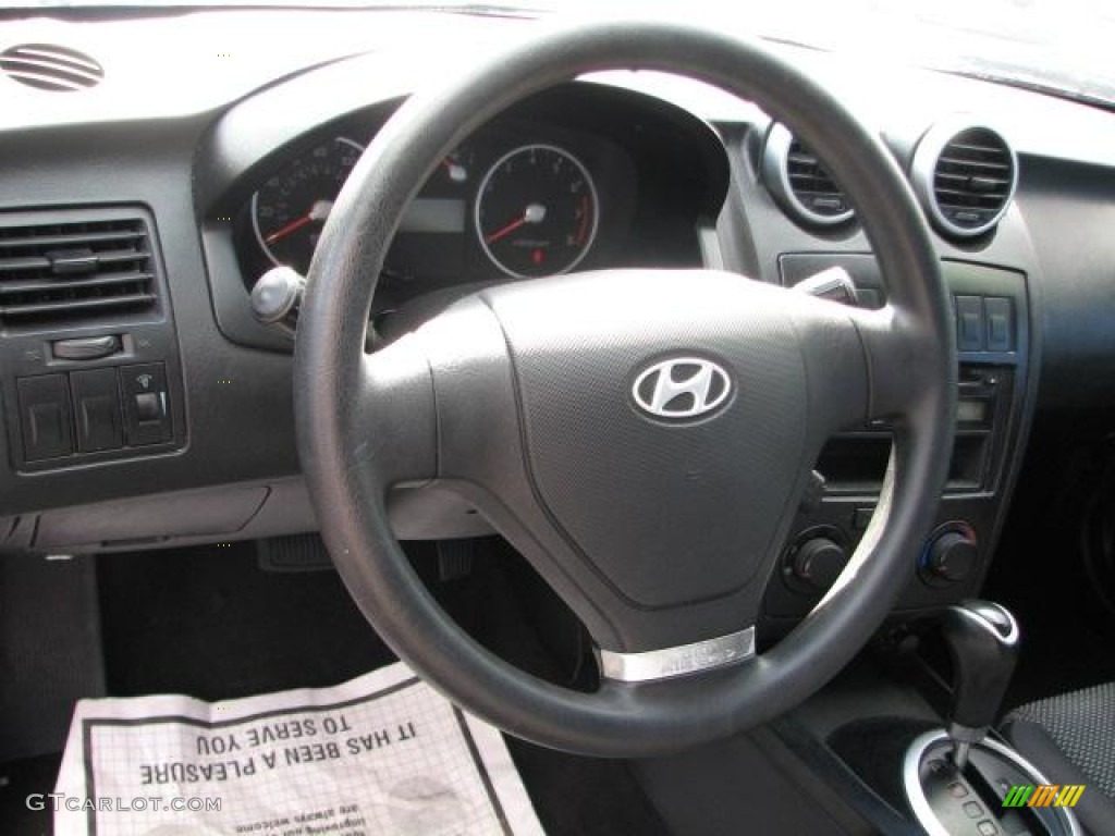 2005 Hyundai Tiburon GS Steering Wheel Photos