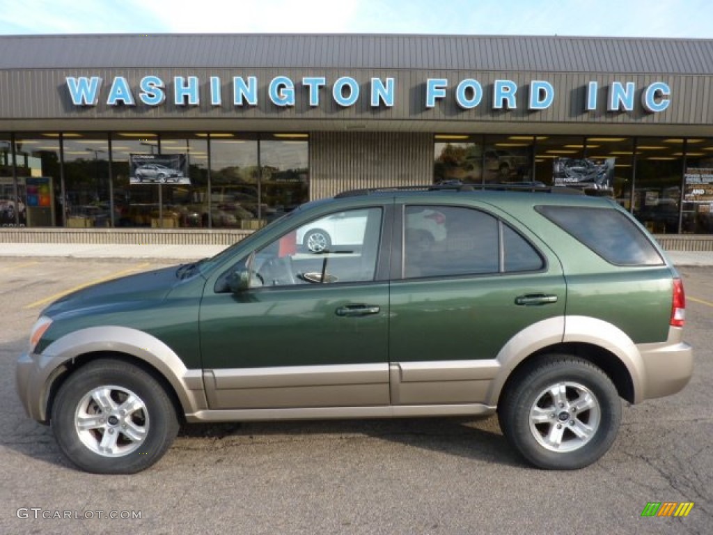 Ivy Green Metallic Kia Sorento