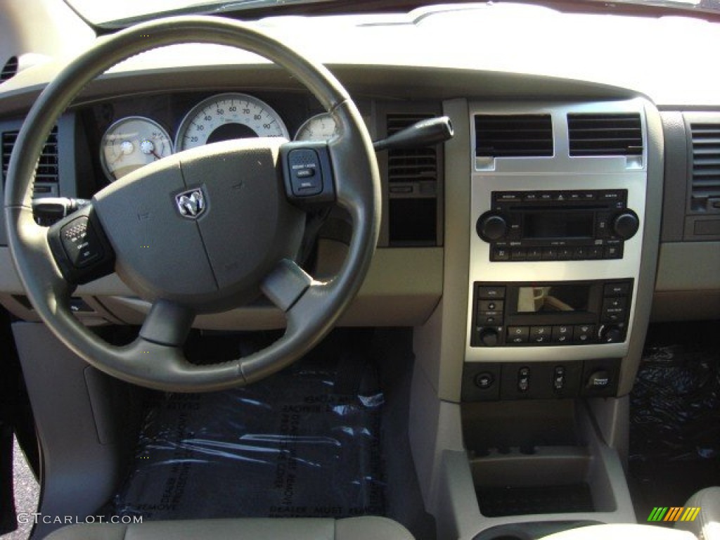 2007 Durango Limited - Brilliant Black / Khaki Two-Tone photo #13