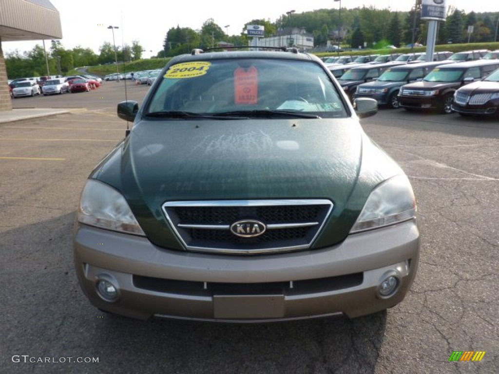 2004 Sorento EX 4WD - Ivy Green Metallic / Beige photo #7