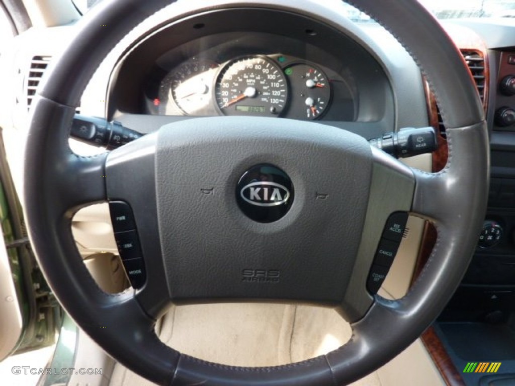 2004 Sorento EX 4WD - Ivy Green Metallic / Beige photo #17