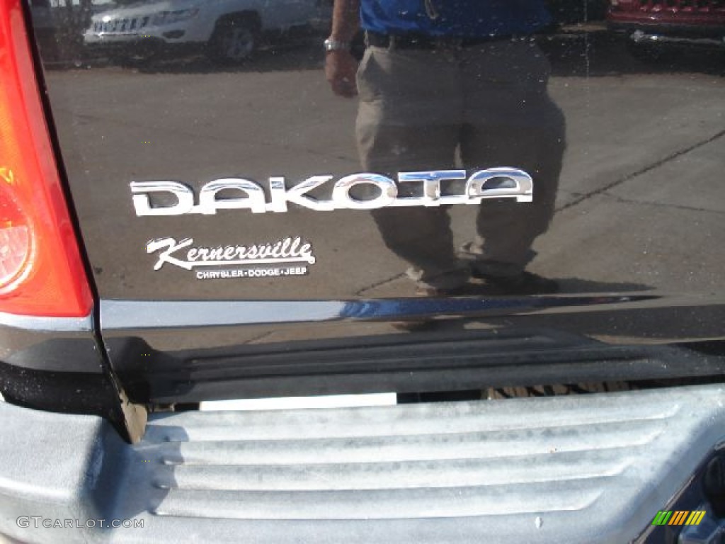 2006 Dakota R/T Club Cab - Black / Medium Slate Gray photo #33