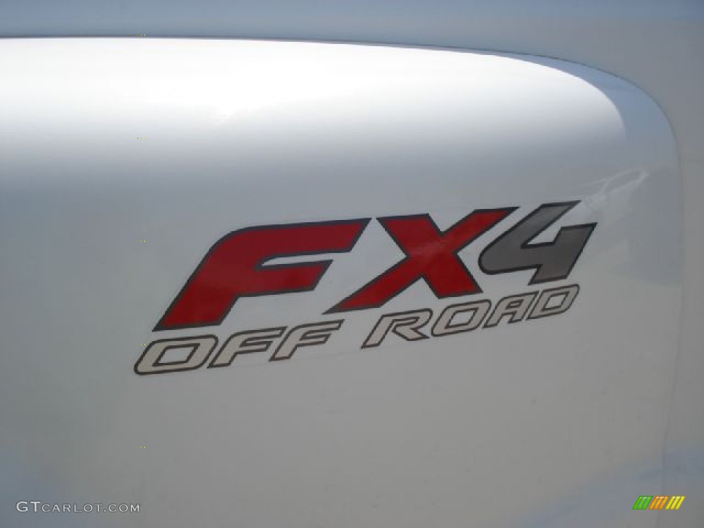 2005 F350 Super Duty Lariat Crew Cab 4x4 Dually - Oxford White / Medium Flint photo #38