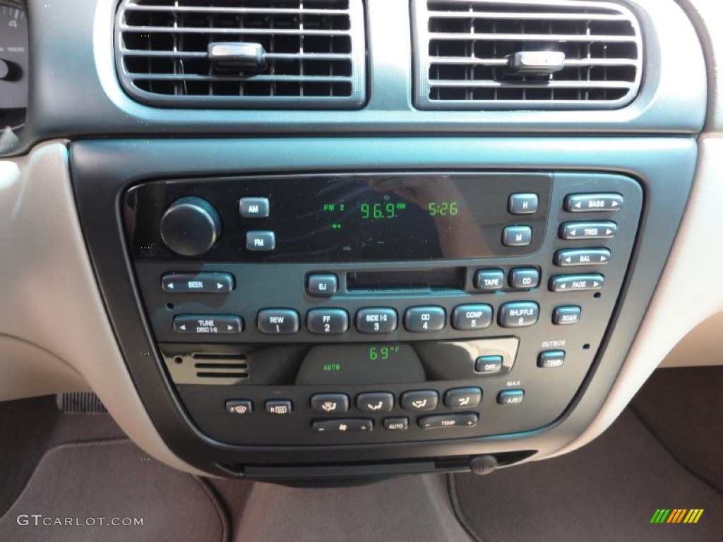 2000 Ford Taurus SEL Controls Photo #50181443