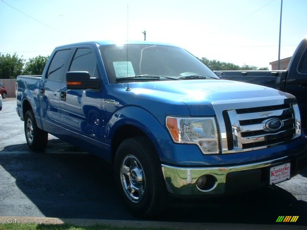 2009 F150 XLT SuperCrew - Blue Flame Metallic / Stone/Medium Stone photo #1