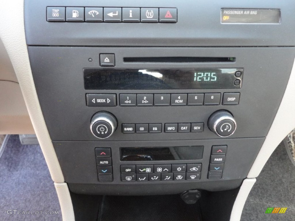 2005 Buick LaCrosse CX Controls Photo #50182253