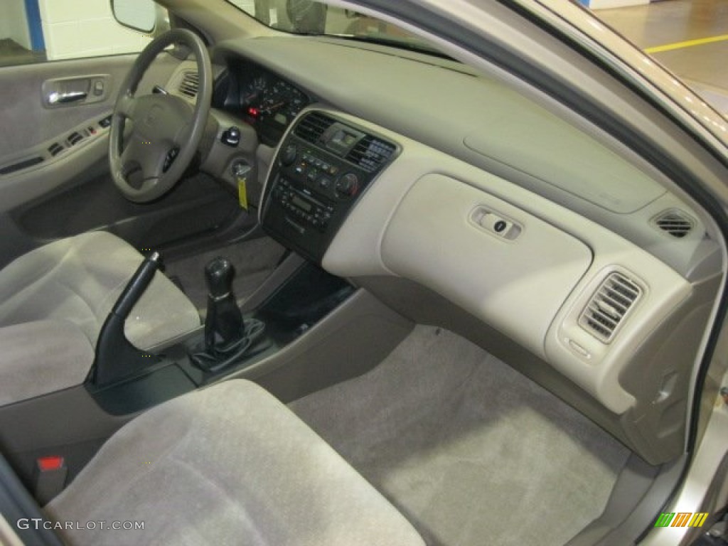 Ivory Interior 2001 Honda Accord LX Sedan Photo #50183936