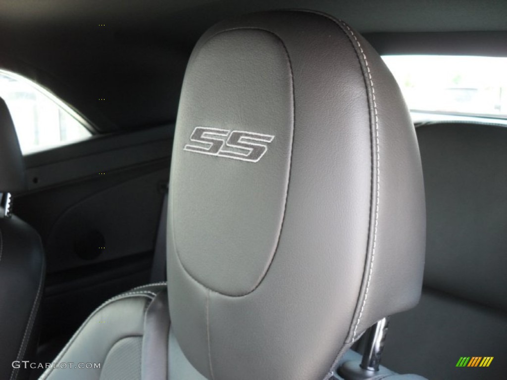 2011 Chevrolet Camaro SS/RS Convertible Marks and Logos Photo #50185199